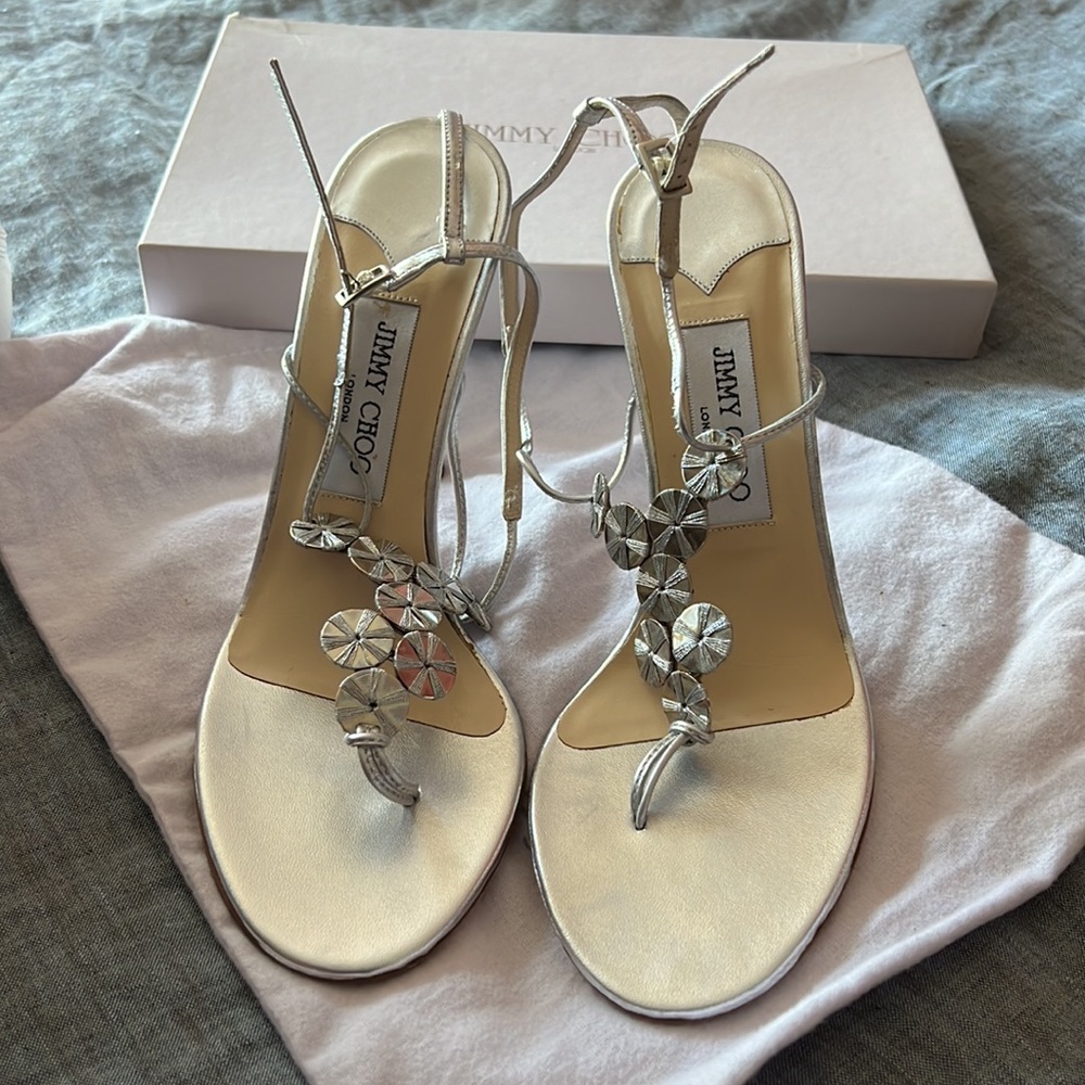 Jimmy Choo Silver Metallic Heels - Picture 2 of 6